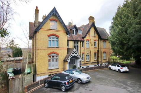 Broadwater Down, Tunbridge Wells 3 bed flat for sale