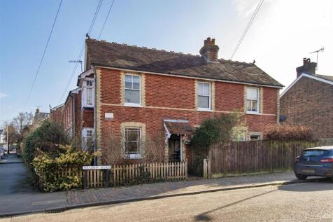 Meadow Road, Rusthall 3 bed detached house for sale