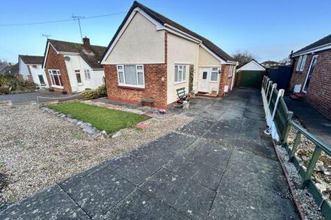 Dulas Close, Rhos on Sea 2 bed detached bungalow for sale