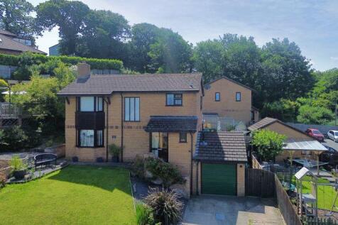 Meadowbank, Old Colwyn 3 bed detached house for sale