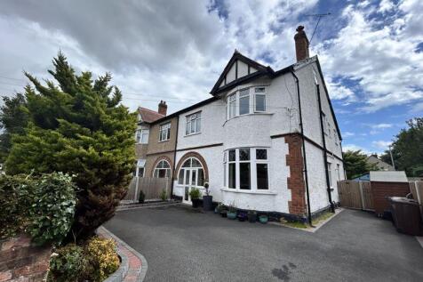 Kensington Avenue, Old Colwyn 4 bed semi