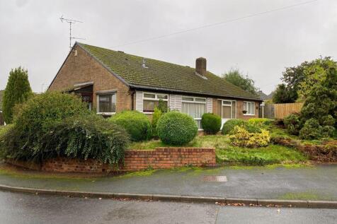 1 bedroom semi-detached bungalow for sale