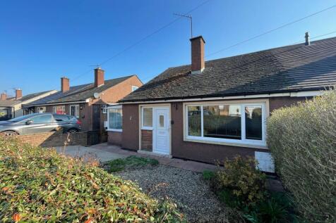 2 bedroom semi-detached bungalow for sale