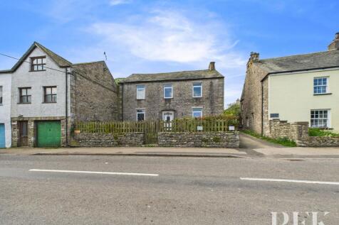 5 bedroom semi-detached house for sale