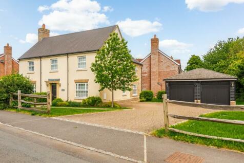 5 bedroom detached house for sale