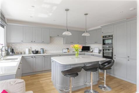 Nightingale Road, Petts Wood... 3 bed detached house for sale