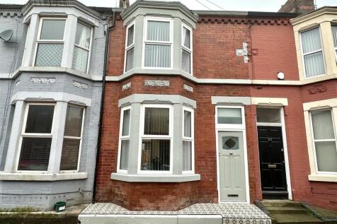 4 bedroom terraced house for sale