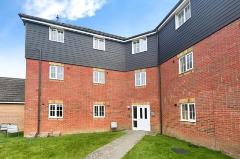 Carter Close, Hawkinge, Folkestone 2 bed apartment for sale