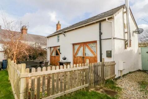 2 bedroom detached house for sale