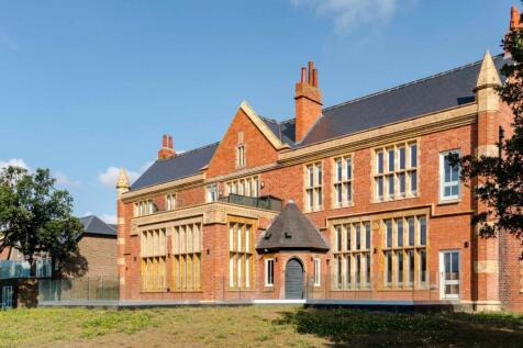 Courtstairs Manor, Ramsgate, CT11 2 bed apartment for sale