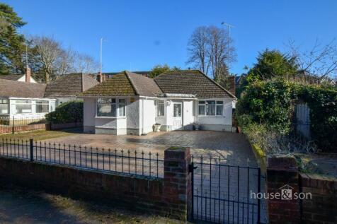 2 bedroom detached bungalow for sale