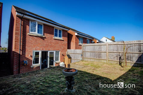 Ellen Place, Poole 3 bed detached house for sale