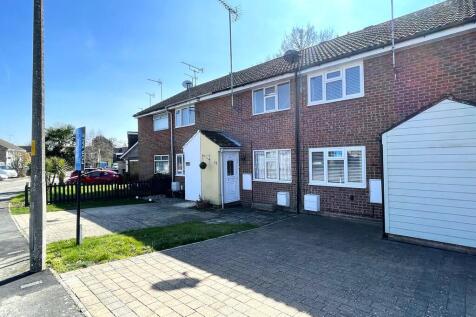 Saffron Way, Tiptree 2 bed terraced house for sale