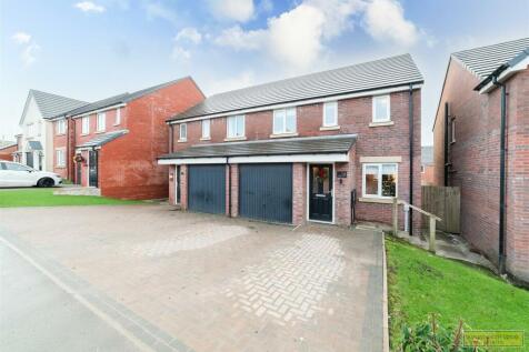 Bluebell Terrace, Darwen, Lancashire... 3 bed semi