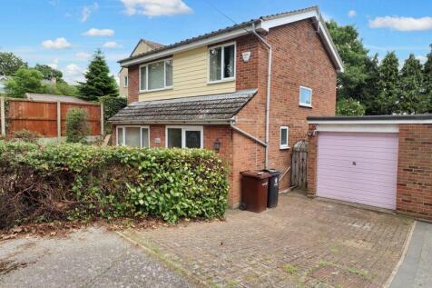 Upper Park Road, Brightlingsea, CO7 3 bed house for sale