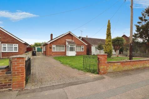 3 bedroom detached bungalow for sale