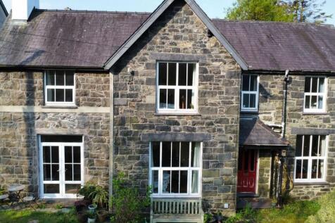 Capel Coch Road, Llanberis LL55 5 bed detached house for sale