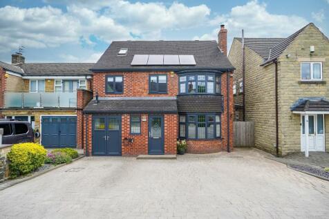 5 bedroom detached house for sale