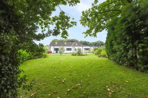 Ashover Road, Chesterfield S42 3 bed detached house for sale