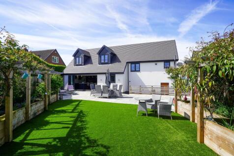 Longedge Lane, Chesterfield S42 4 bed detached house for sale