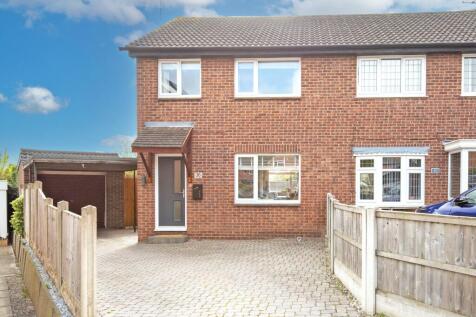 Horsley Close, Chesterfield S40 3 bed semi