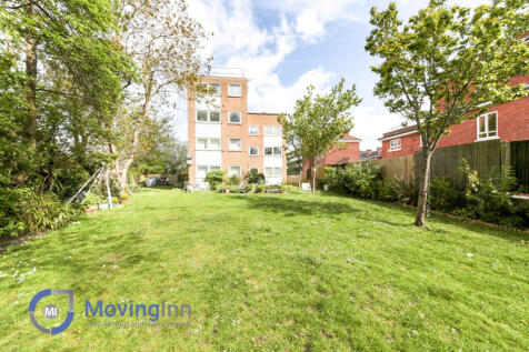 Lloyd Court, York Hill, West Norwood... 2 bed flat for sale
