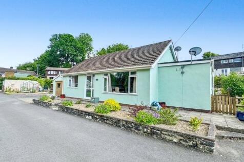 2 bedroom bungalow for sale