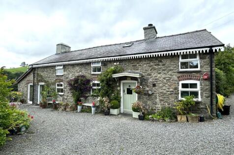 Pandy, Llanbrynmair, Powys, SY19 3 bed detached house for sale