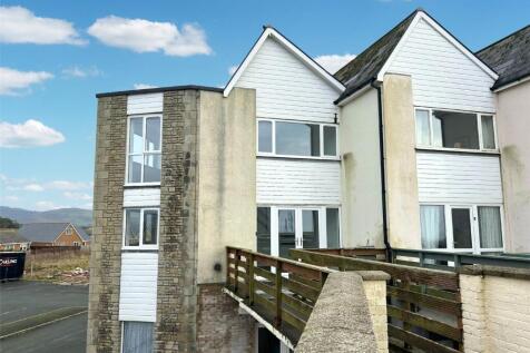 Maisonette for sale