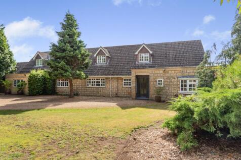6 bedroom detached house for sale