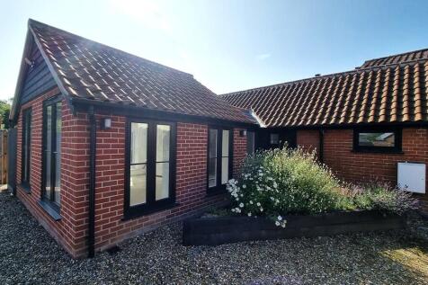 The Street, Bramfield, Halesworth 1 bed detached bungalow for sale