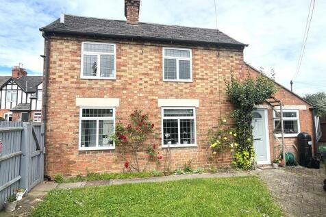 2 bedroom detached house for sale