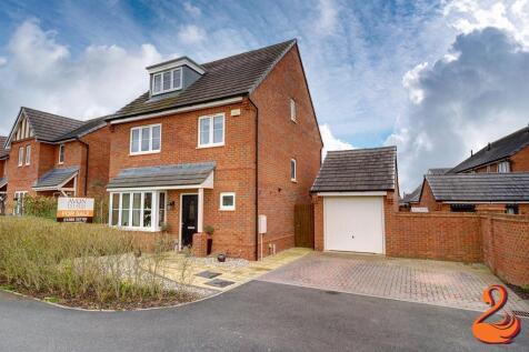 Cole Gardens, Evesham 4 bed detached house for sale