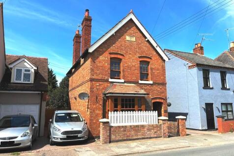 The Cross, Offenham, Evesham 3 bed detached house for sale