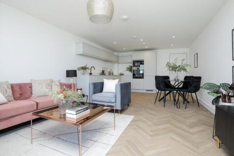 St. Georges Terrace, Herne Bay, Kent... 3 bed flat for sale