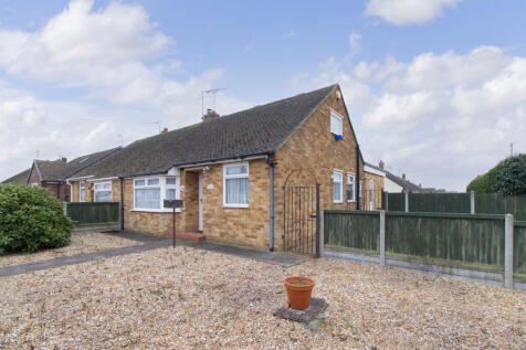 Westlands Road, Herne Bay, Kent, CT6 2 bed bungalow for sale