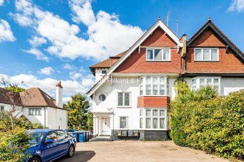 Hendon Lane, Finchley Central... 2 bed flat for sale