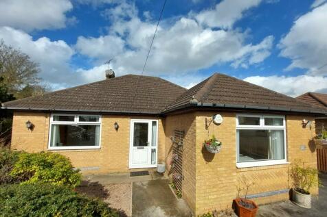 4 bedroom detached bungalow for sale