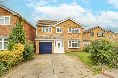 5 bedroom detached house for sale