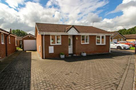 2 bedroom detached bungalow for sale