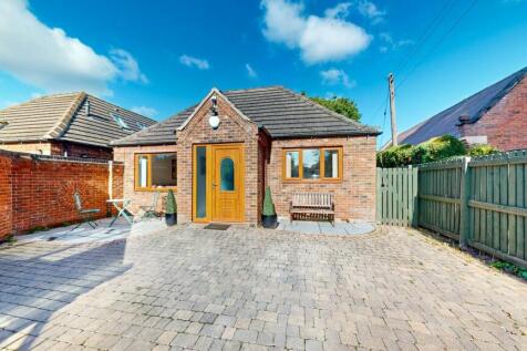 3 bedroom detached bungalow for sale