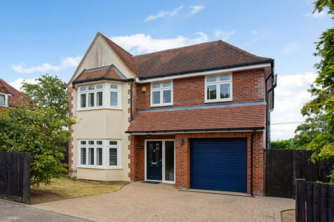 5 bedroom detached house for sale