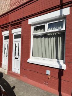 Manchester, Manchester M22 2 bed terraced house for sale
