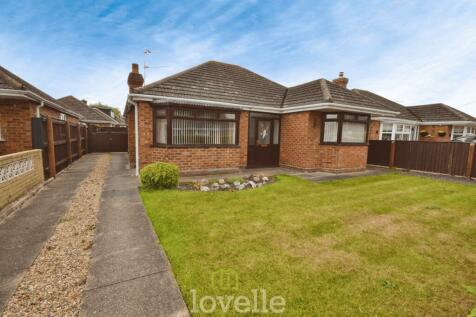 3 bedroom detached bungalow for sale