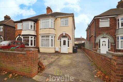 Lestrange Street, Cleethorpes DN35 2 bed semi