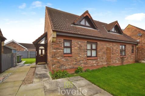 Meadow View, Cleethorpes DN35 2 bed mews for sale