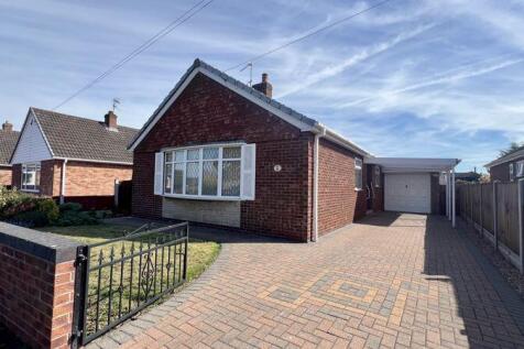 3 bedroom detached bungalow for sale