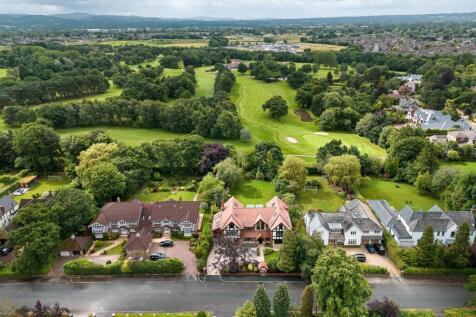 Pownall Avenue, Bramhall 6 bed detached house for sale