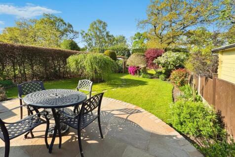 Bridle Road, Woodford 4 bed detached house for sale