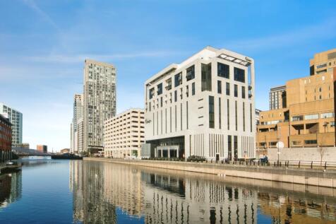 3 bedroom flat for sale
